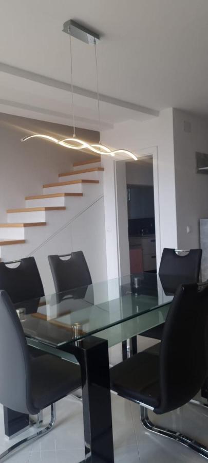 Apartmani Lanterna Krk Town Eksteriør billede